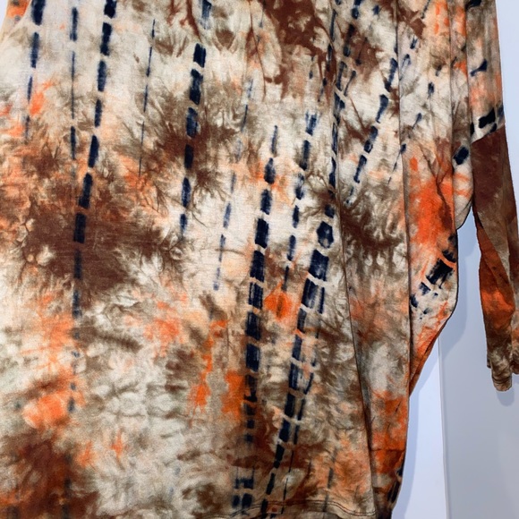 Crepas Top - Picture 3 of 5